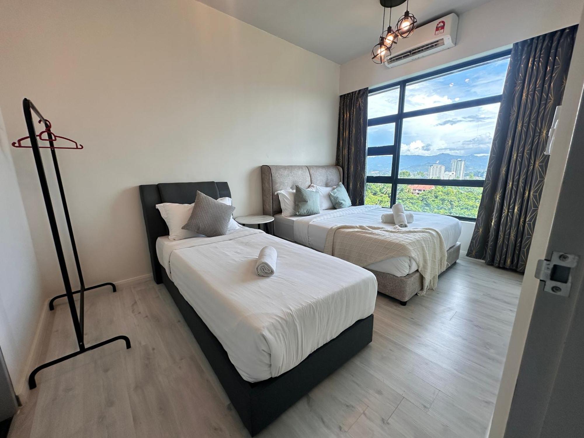 Jesselton Quay: Sea View Apartment with Pool and Wi-Fi Kota Kinabalu Exterior photo