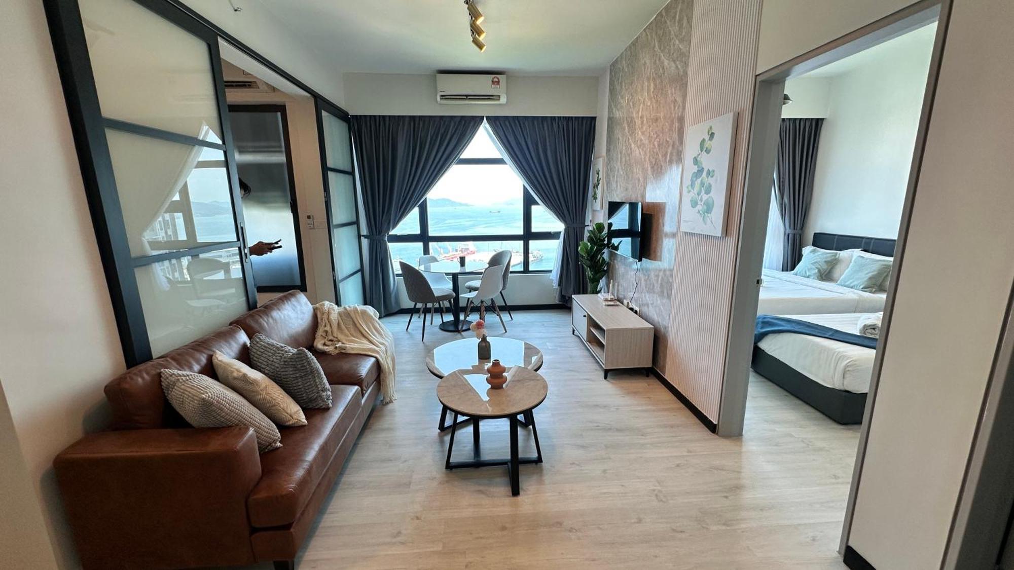 Jesselton Quay: Sea View Apartment with Pool and Wi-Fi Kota Kinabalu Exterior photo